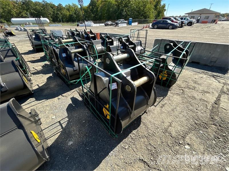 Trojan 200CL 36 in Digging Excavator Bucket - Fits 80mm C Buckets