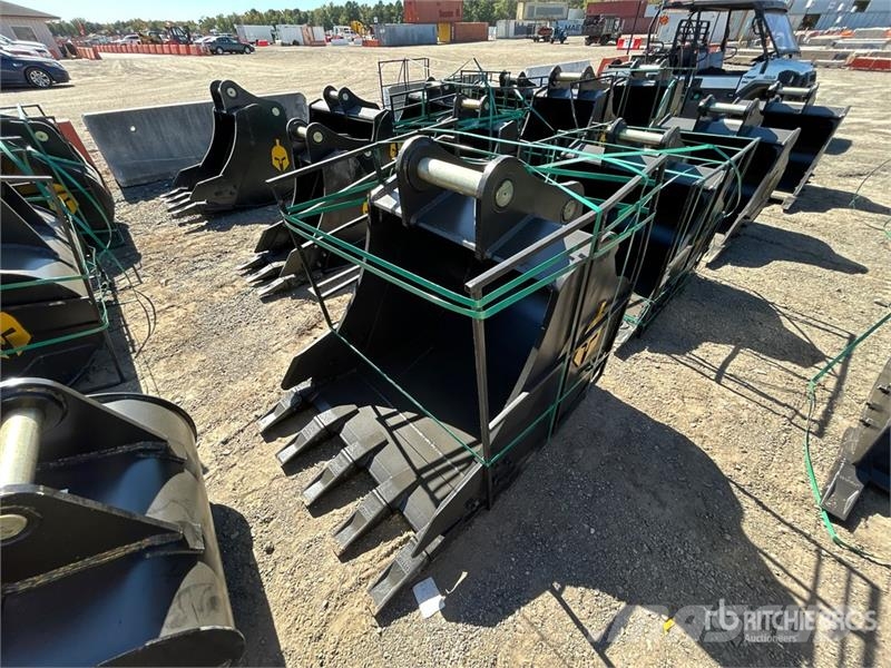 Trojan 200CL 42 in Digging Excavator Bucket - Fits 80mm C Buckets