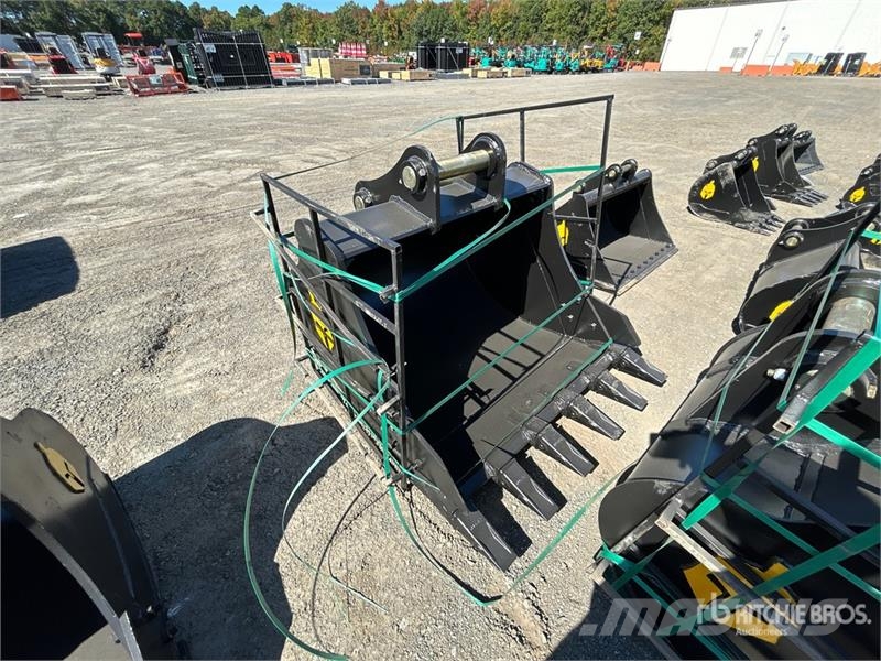 Trojan 200CL 54 in Digging Excavator Bucket - Fits 80mm C Buckets