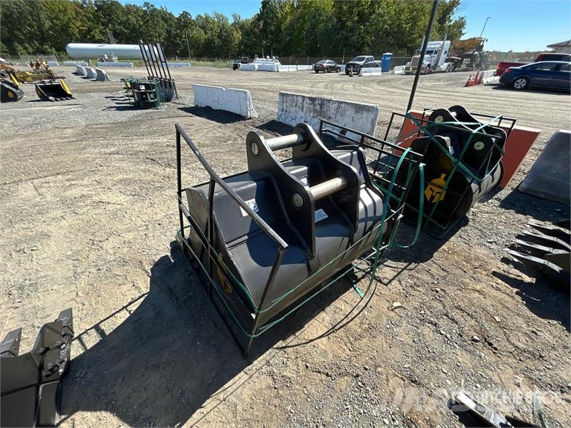 Trojan 200CL 54 in Digging Excavator Bucket - Fits 80mm C Buckets