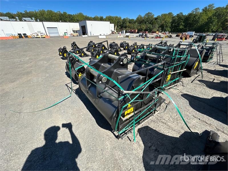 Trojan 200CL 54 in Digging Excavator Bucket - Fits 80mm C Buckets