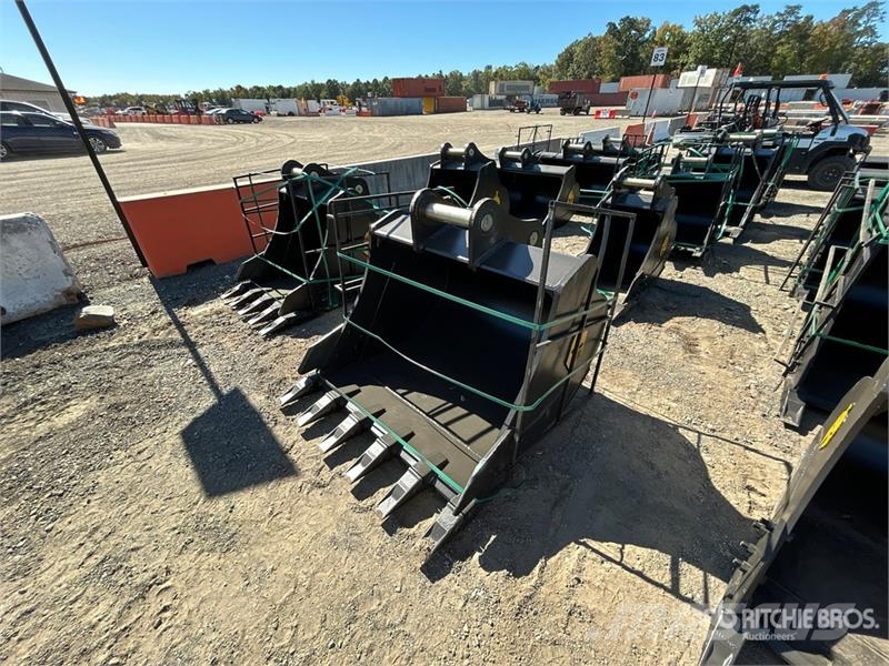 Trojan 200CL 54 in Digging Excavator Bucket - Fits 80mm C Buckets