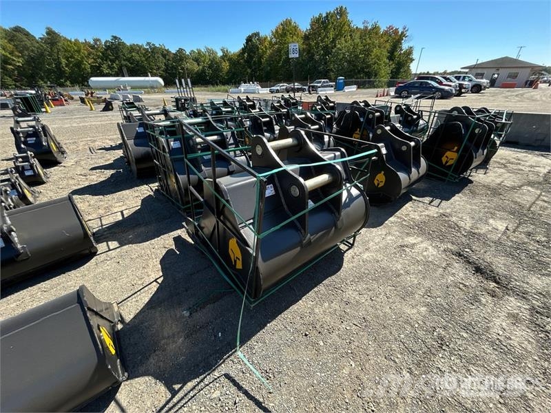 Trojan 200CL 54 in Digging Excavator Bucket - Fits 80mm C Buckets