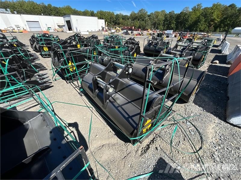 Trojan 200CL 72 in Cleanup Excavator Bucket - Fits 80mm C Buckets