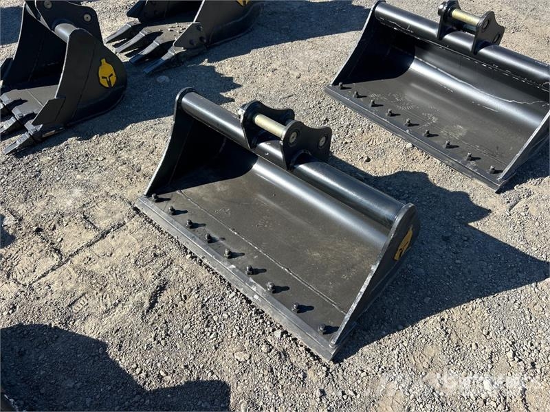 Trojan 35CL 42 in Cleanup Excavator Bucket - Fits 40mm Ca Buckets