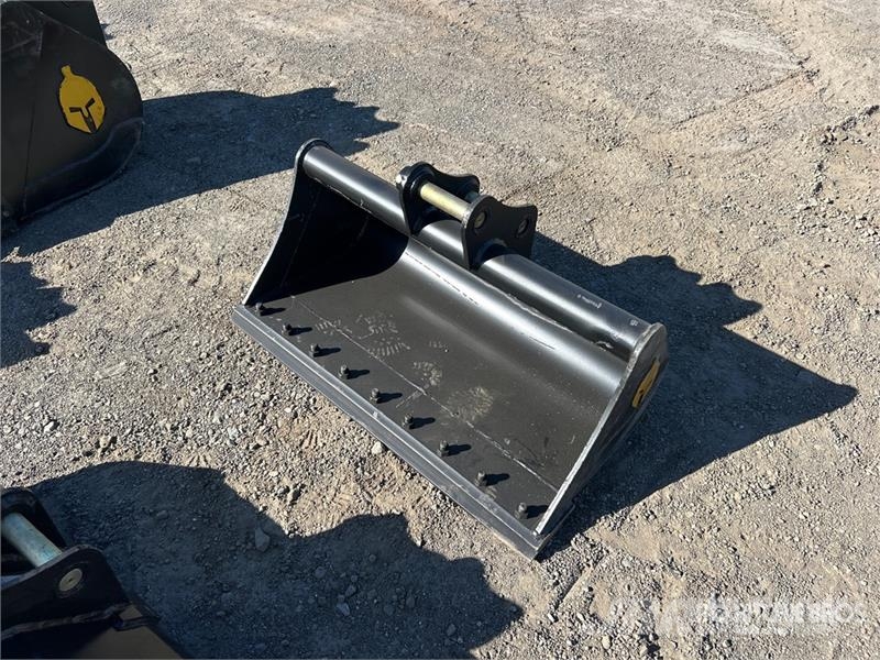 Trojan 35CL 42 in Cleanup Excavator Bucket - Fits 40mm Ca Kašike / Korpe