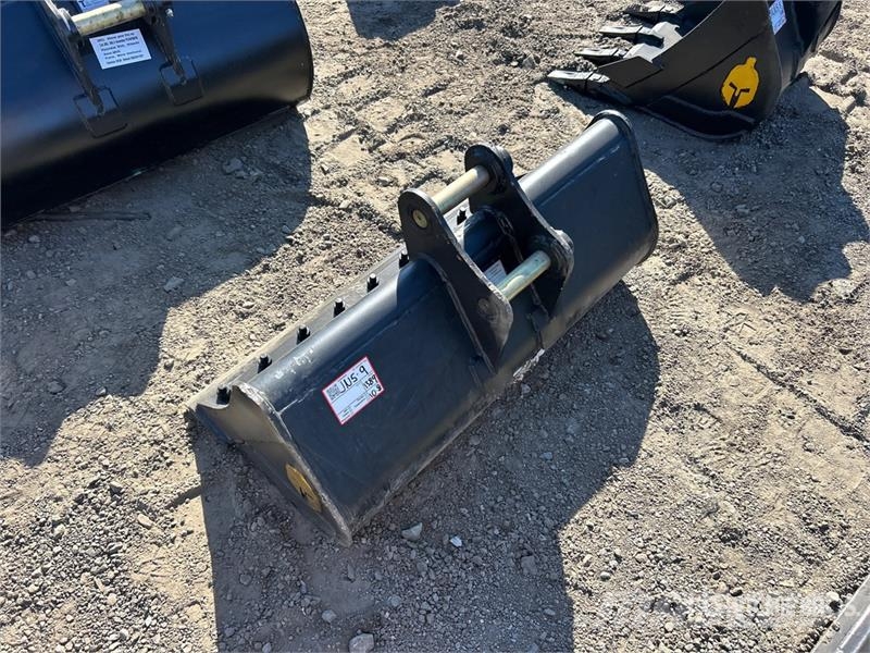 Trojan 35CL Excavator Bucket - Fits 40mm Cat 303, 303.5, Buckets