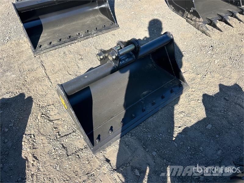 Trojan 35CL Excavator Bucket - Fits 40mm Cat 303, 303.5, Buckets