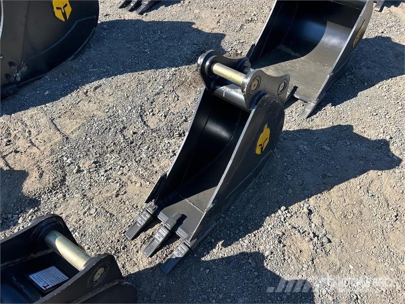 Trojan 50CL 12 in Digging Excavator Bucket - Fits 45mm Ca Buckets