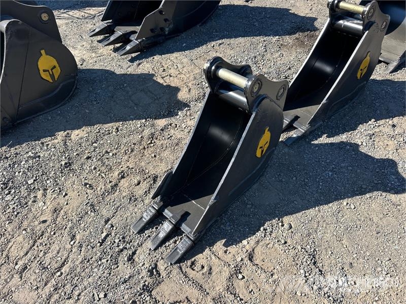 Trojan 50CL 12 in Digging Excavator Bucket - Fits 45mm Ca Buckets