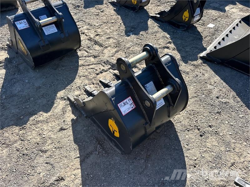 Trojan 50CL 24 in Digging Excavator Bucket - Fits 45mm Ca Buckets