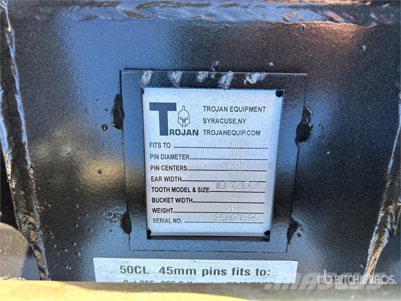 Trojan 50CL 24 in Digging Excavator Bucket - Fits 45mm Ca Buckets