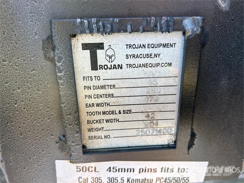 Trojan 50CL 42 in Cleanup Excavator Bucket - Fits 45mm Ca Buckets