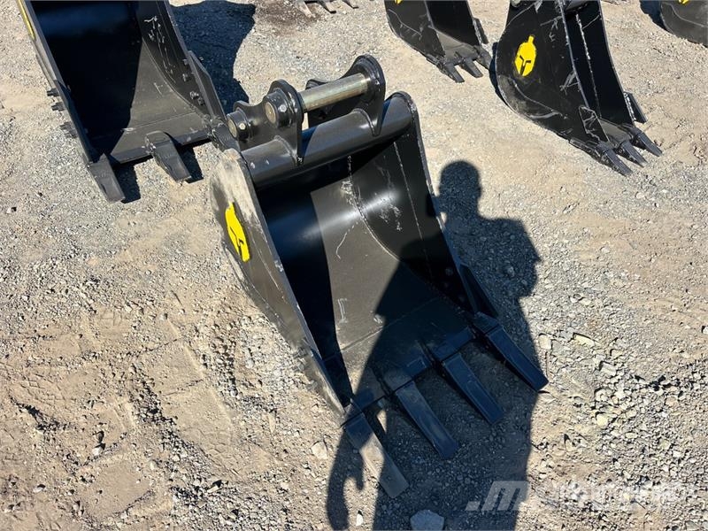 Trojan 80CL 24 in Digging Excavator Bucket - Fits Cat 307 Buckets