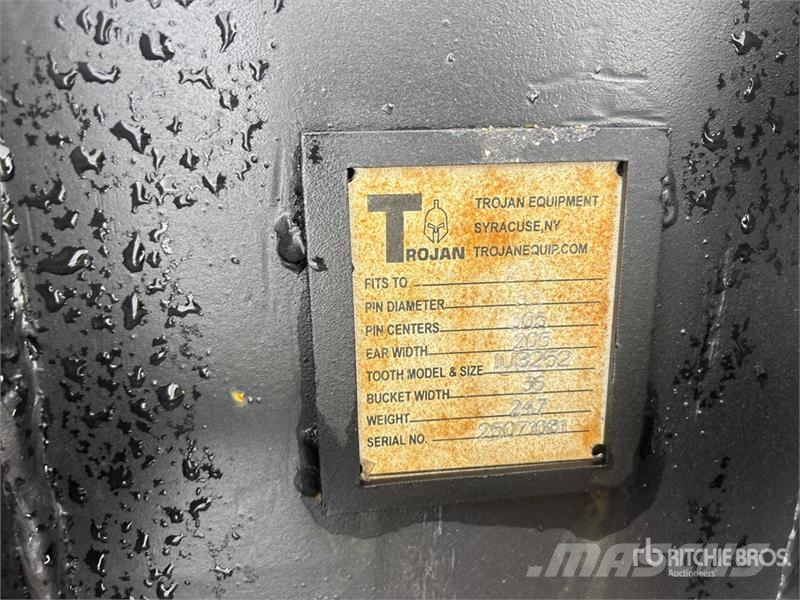 Trojan 80CL 36 in Digging Excavator Bucket - Fits 50mm Ca Kašike / Korpe