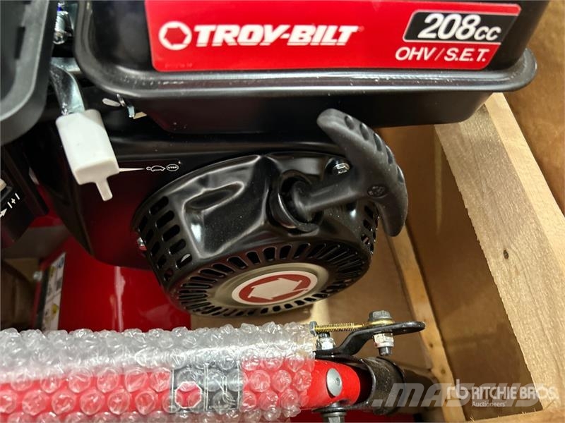Troy-Bilt Colt Front Tine Garden Tiller Další