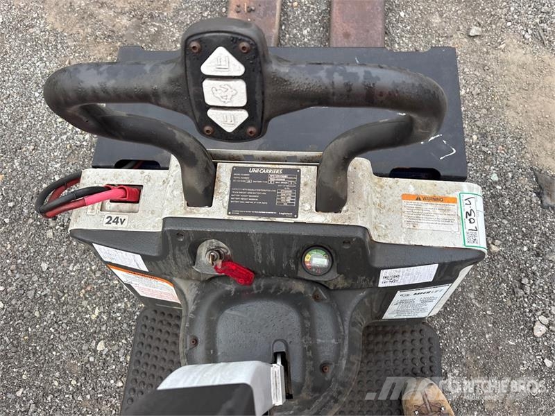 UniCarriers RPX60B 6000 lb Electric Pallet Jack Ручные гидравлические тележки