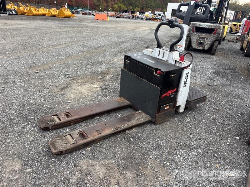 UniCarriers RPX60B 6000 lb Electric Pallet Jack Ручные гидравлические тележки
