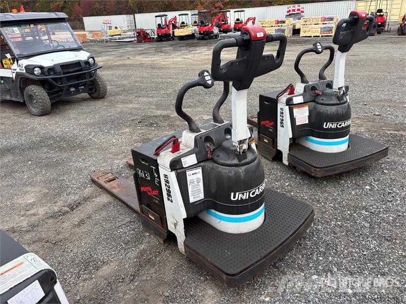 UniCarriers RPX60B 6000 lb Electric Pallet Jack شاحنة يدوية بمنصة نقالة