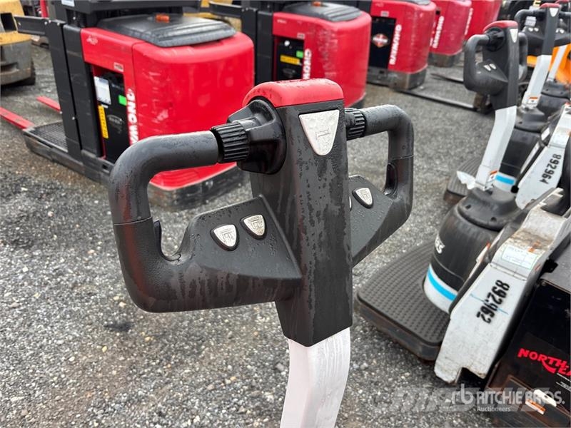 UniCarriers RPX60B 6000 lb Electric Pallet Jack Ручные гидравлические тележки