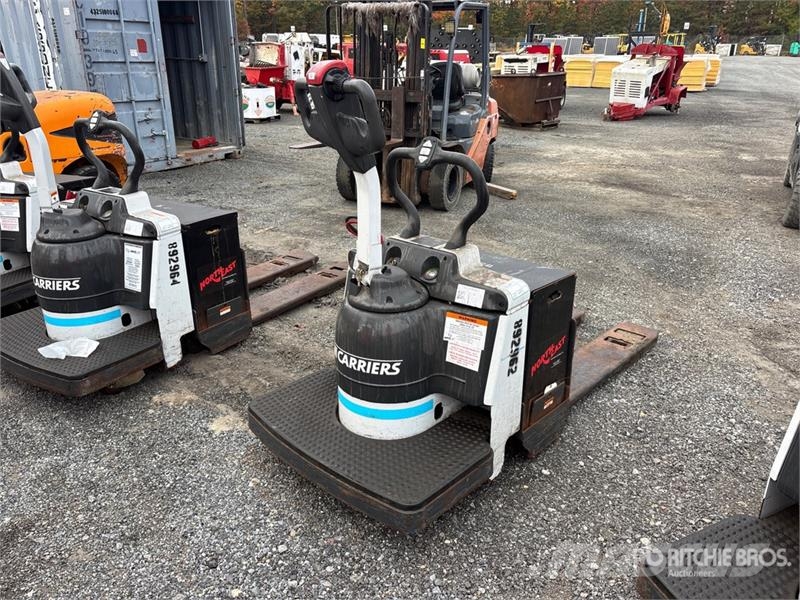 UniCarriers RPX60B 6000 lb Electric Pallet Jack شاحنة يدوية بمنصة نقالة