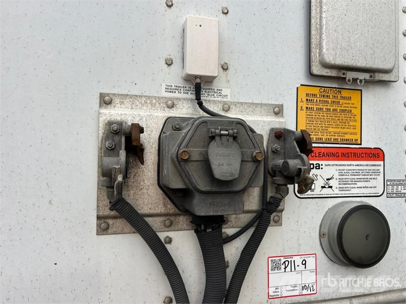 Utility 36 ft x 102 in T/A Van Trailer Dengtos priekabos