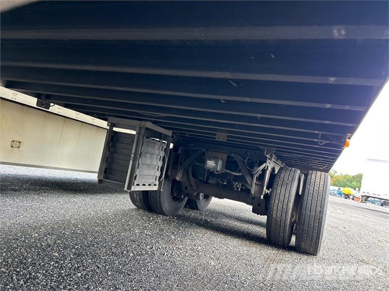 Utility 36 ft x 102 in T/A Van Trailer Dengtos priekabos