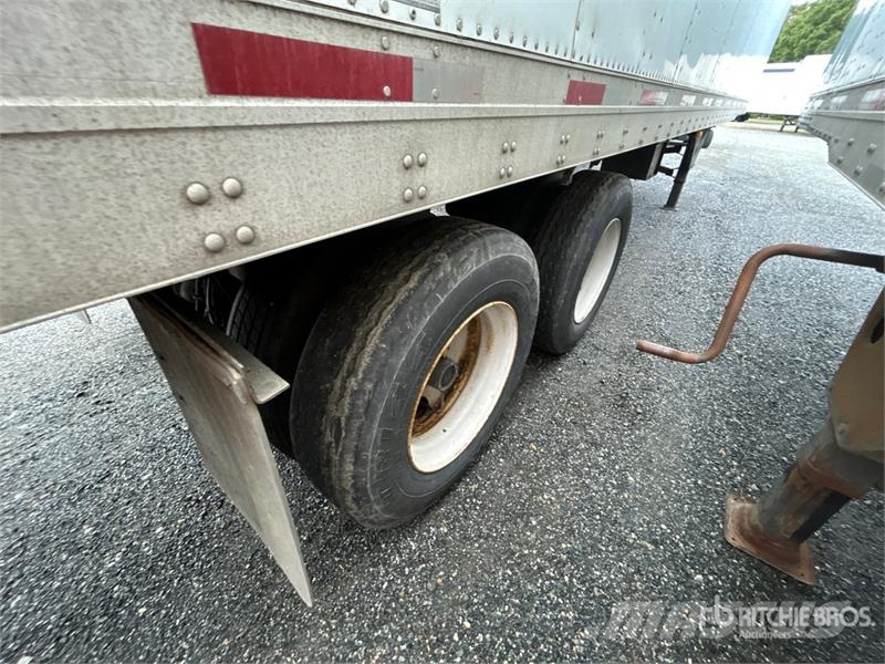 Utility 36 ft x 102 in T/A Van Trailer Dengtos priekabos