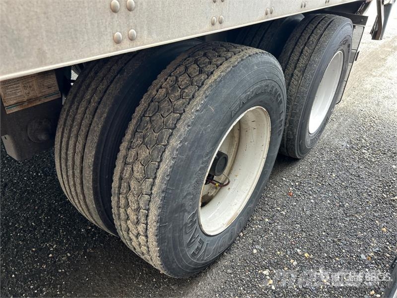Utility 36 ft x 102 in T/A Van Trailer Sanduk prikolice