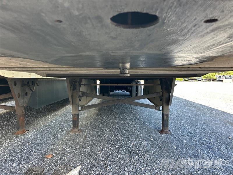 Utility 48 ft x 102 in T/A Van Trailer Dengtos priekabos