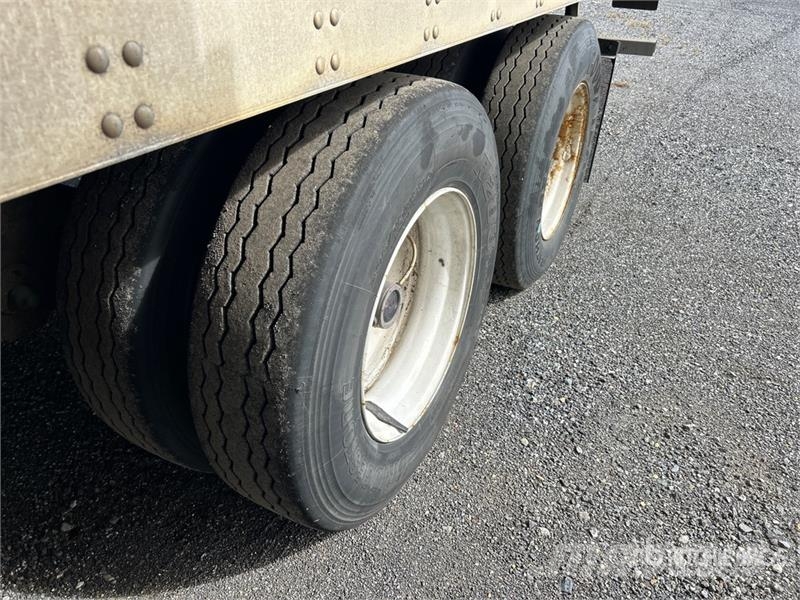Utility 53 ft x 102 in T/A Van Trailer Dengtos priekabos