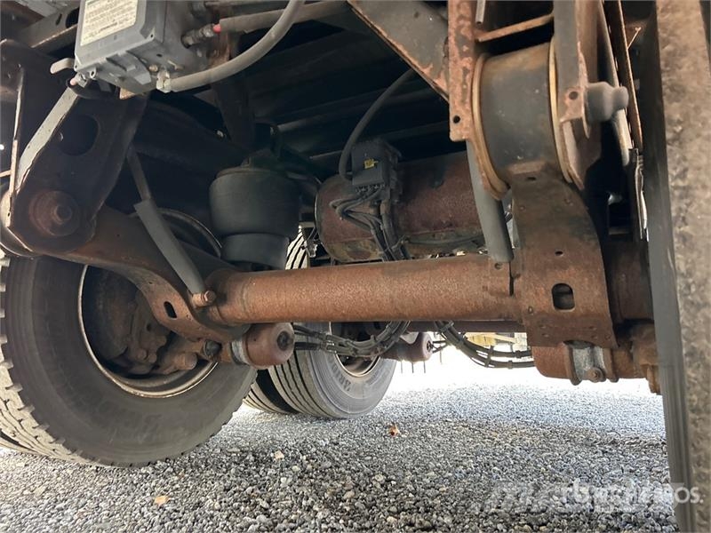 Utility 53 ft x 102 in T/A Van Trailer Dengtos priekabos