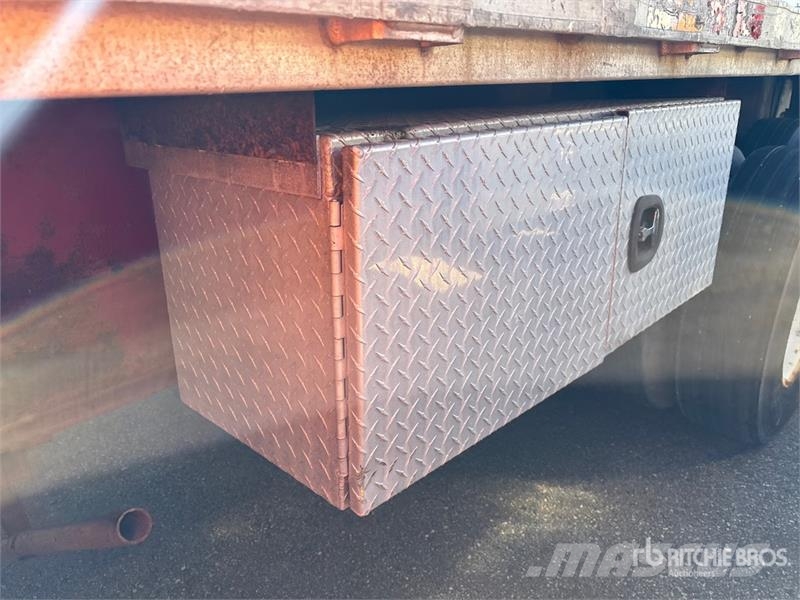 Utility FS2CHA 40 ft T/A Flatbed Trailer Platformas/izkraušana no sāniem
