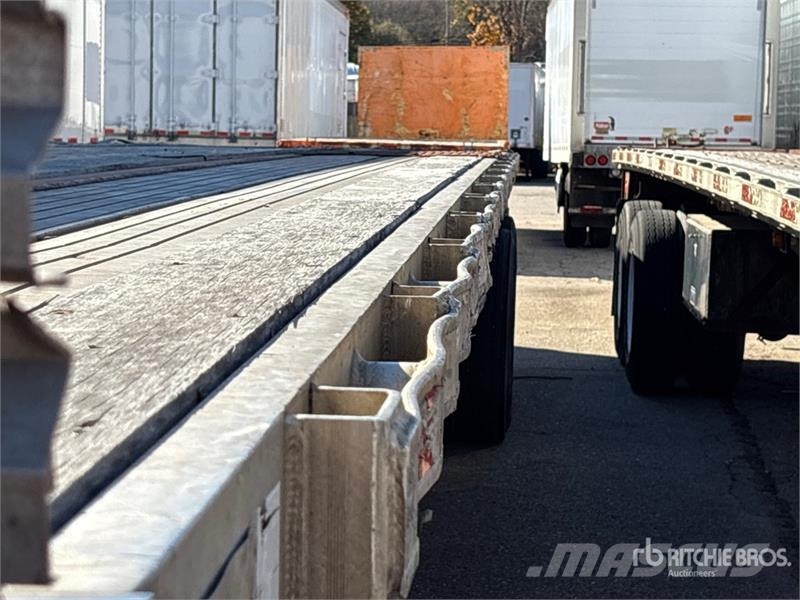 Utility FS2CHA 40 ft T/A Flatbed Trailer Platformas/izkraušana no sāniem