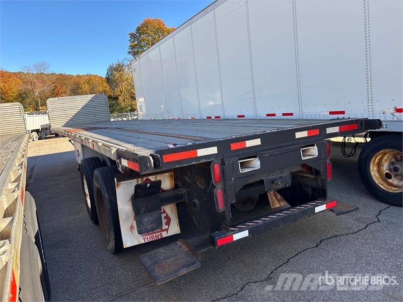 Utility FS2CHA 40 ft T/A Flatbed Trailer Platformas/izkraušana no sāniem