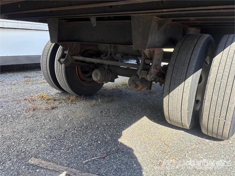 Utility VS1RA 32 ft x 96 in S/A Refrigerated Trailer Semirremolques de temperatura controlada