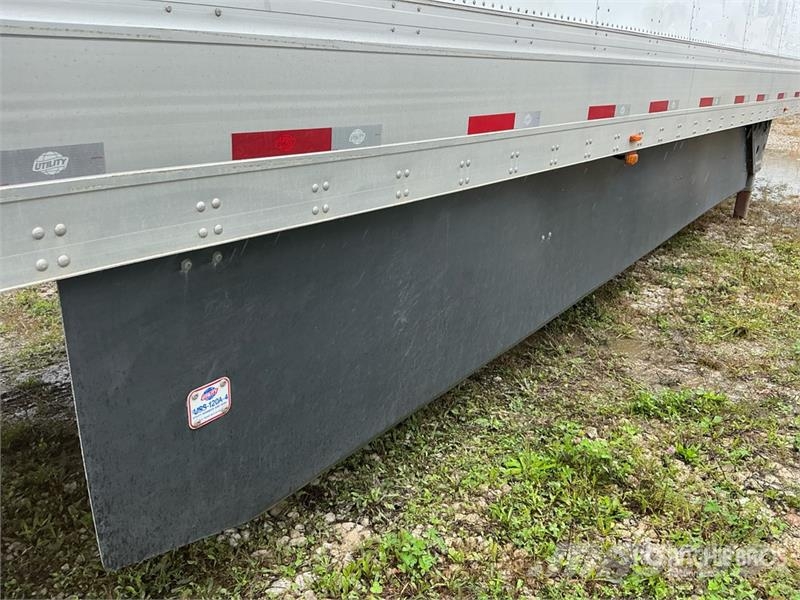 Utility VS2DX Gesloten opbouw trailers