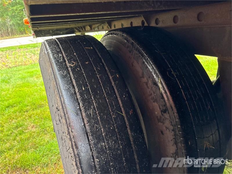 Utility VS2RA 48 ft x 102 in T/A Refrigerated Trailer Temperature controlled semi-trailers
