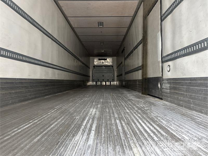 Utility VS2RA 48 ft x 102 in T/A Refrigerated Trailer Frysetrailer Semi
