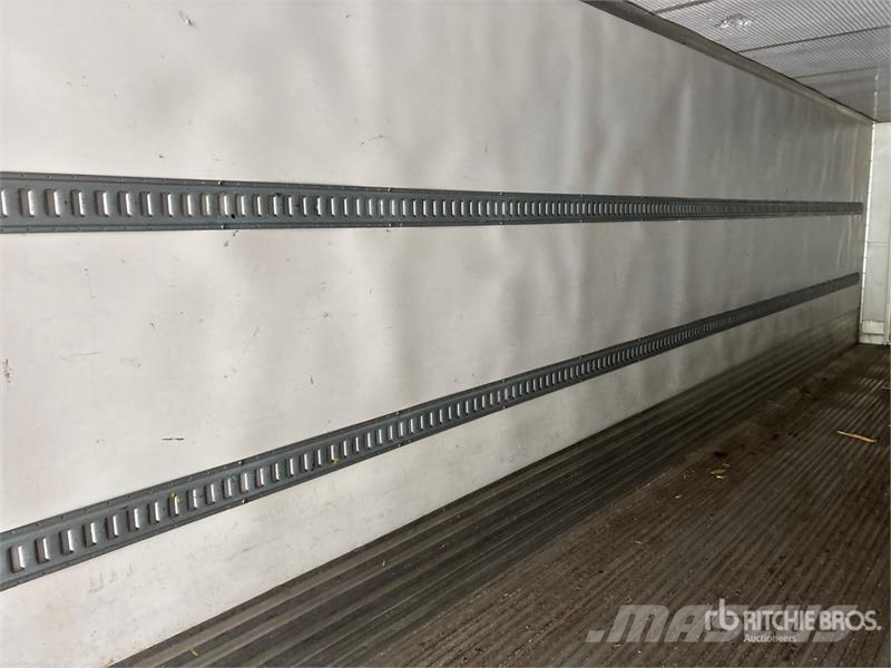 Utility VS2RA 48 ft x 102 in T/A Refrigerated Trailer Temperature controlled semi-trailers