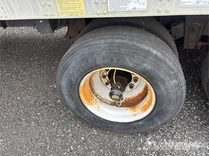 Utility VS2RA 53 ft x 102 in T/A Refrigerated Trailer (Ino Frysetrailer Semi