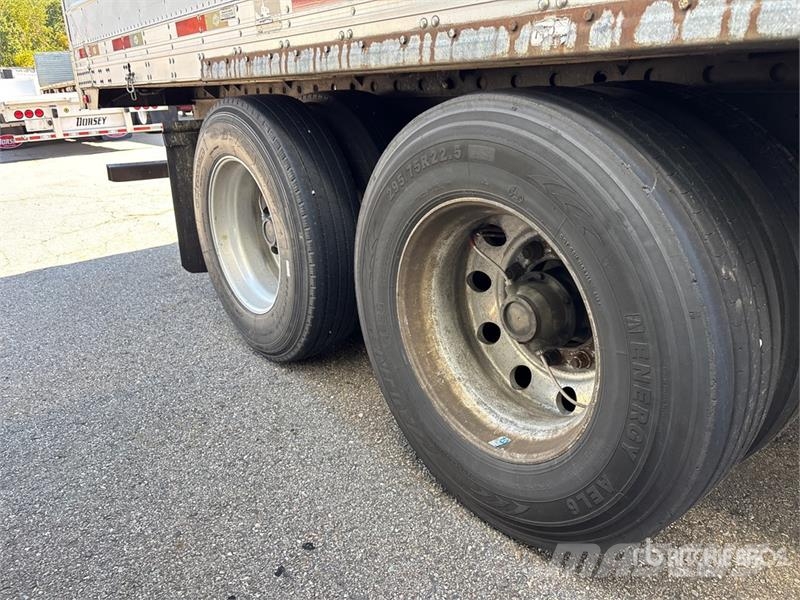 Utility VS2RA 53 ft x 102 in T/A Refrigerated Trailer Hladilne polprikolice
