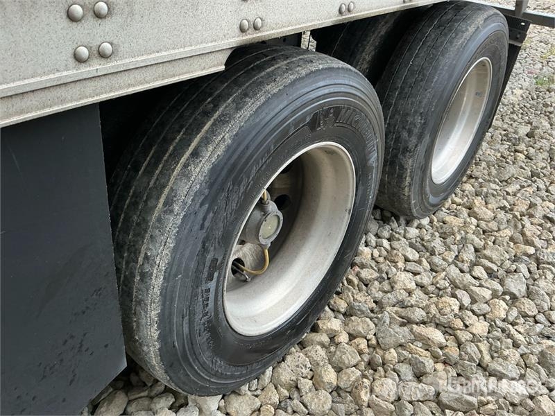 Utility VS2RA 53 ft x 102 in T/A Refrigerated Trailer Hűtős félpótkocsik