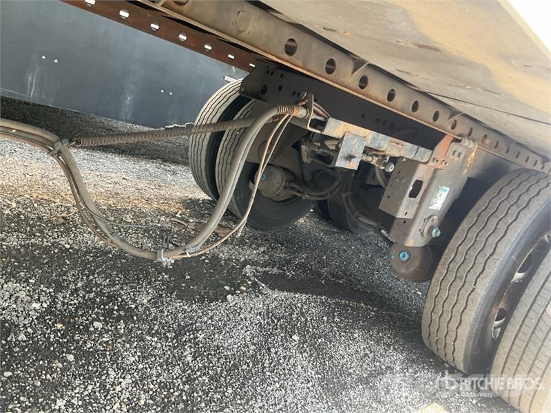 Utility VS2RA 53 ft x 102 in T/A Refrigerated Trailer Puspriekabės su izoterminiu kėbulu