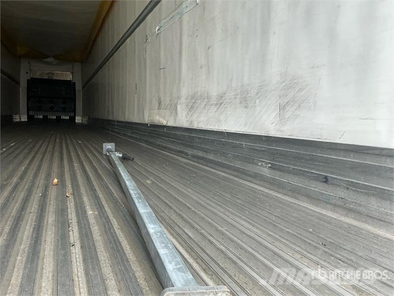 Utility VS2RA 53 ft x 102 in T/A Refrigerated Trailer Hűtős félpótkocsik
