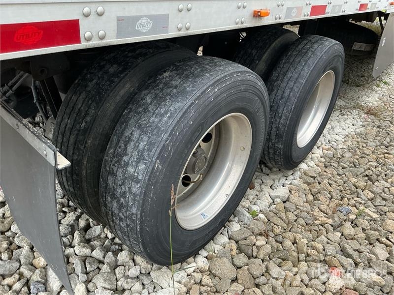 Utility VS2RA 53 ft x 102 in T/A Refrigerated Trailer Hűtős félpótkocsik