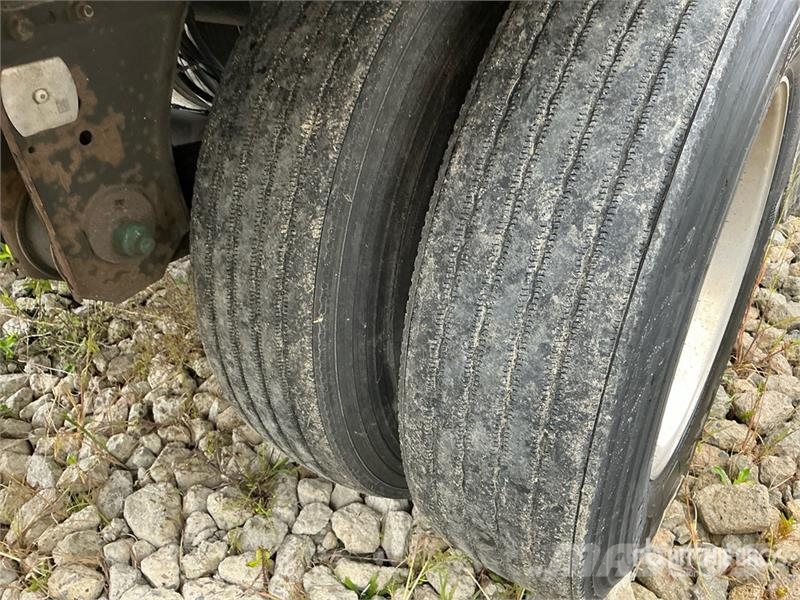 Utility VS2RA 53 ft x 102 in T/A Refrigerated Trailer Hűtős félpótkocsik