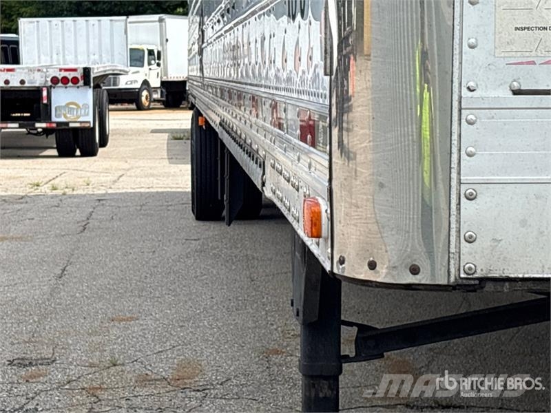 Utility VS2RA 53 ft x 102 in T/A Refrigerated Trailer Puspriekabės su izoterminiu kėbulu