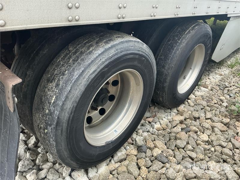 Utility VS2RA 53 ft x 102 in T/A Refrigerated Trailer Hűtős félpótkocsik