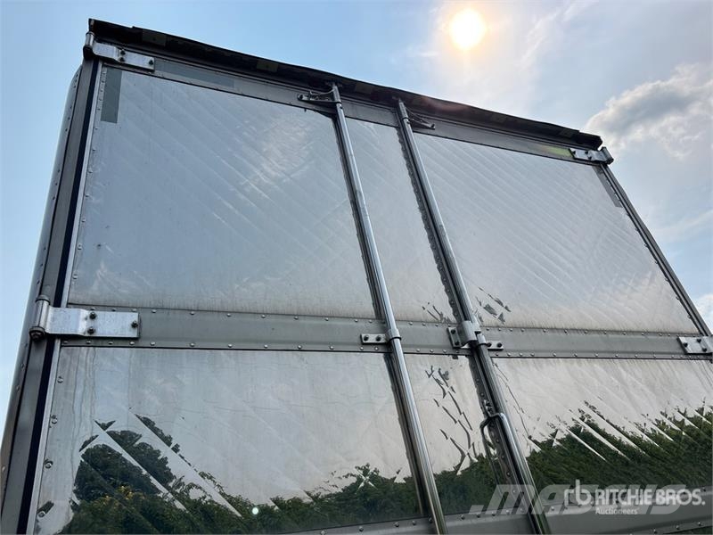 Utility VS2RA 53 ft x 102 in T/A Refrigerated Trailer (Ino Piekabes ar temperatūras kontroli